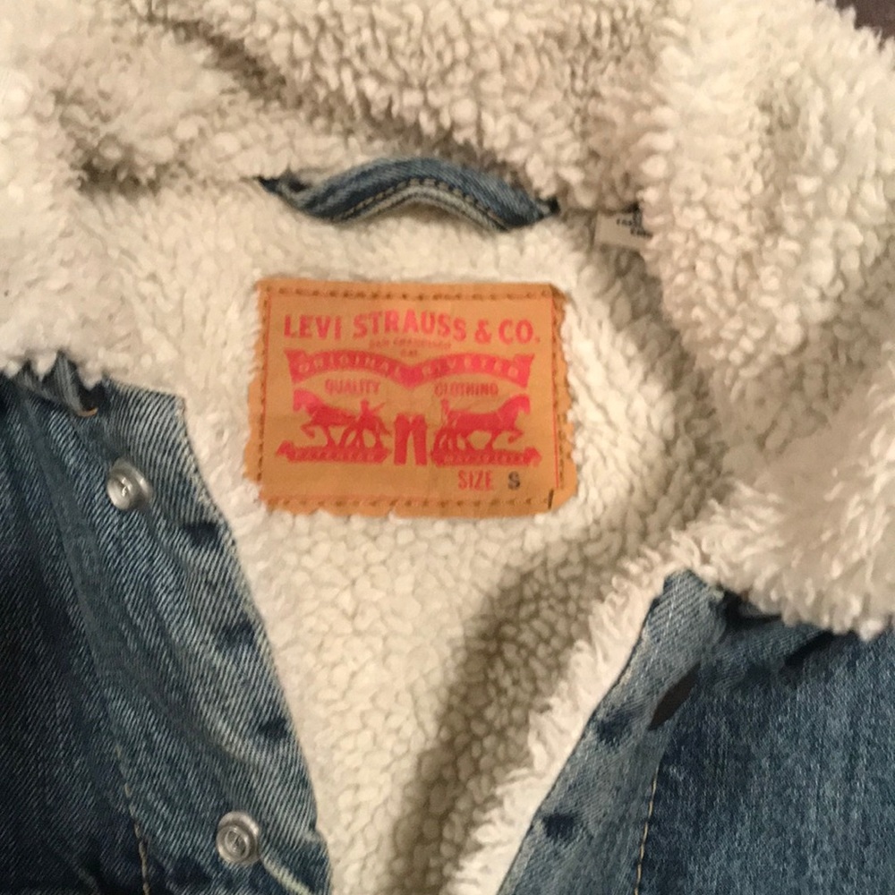 Levi’s denim jacket - Picture 2 of 4